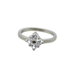 white-gold-lucky-diamond-ring