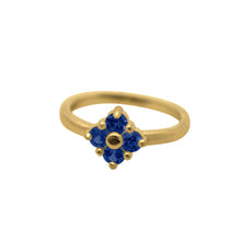 Load image into Gallery viewer, Yellow-Gold-Blue-sapphire-Lucky-Clover-Ring
