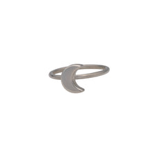 Load image into Gallery viewer, Crescent-Moon-Ring-sterling-silver
