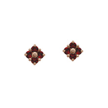 Load image into Gallery viewer,    Rose-Gold-Garnet-Lucky-Clover-Stud-Earrings
