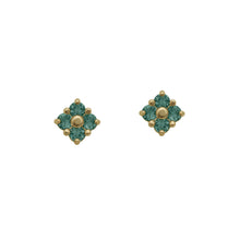 Load image into Gallery viewer,    Yellow-Gold-Daylight-Alexandrite-Lucky-Clover-Stud-Earrings.
