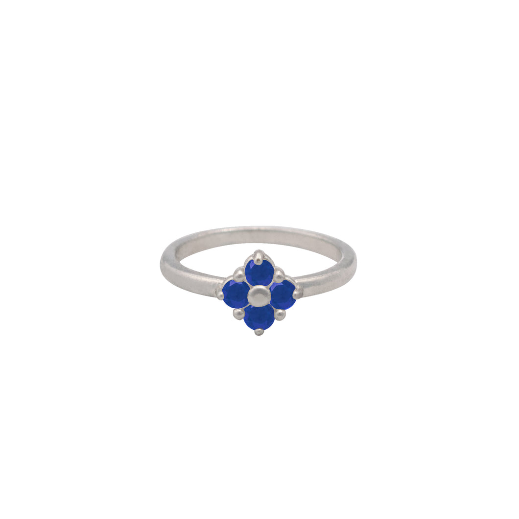 Lucky Clover Ring in Lapis Lazuli